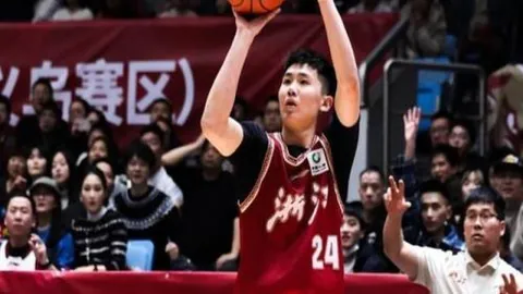 “长三角青少年篮球联赛在上海隆重开幕”